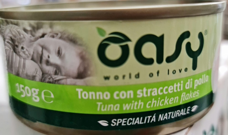 OASY SPECIALITA' NATURALE AL TONNO CON STRACCETTI DI POLLO Gatti