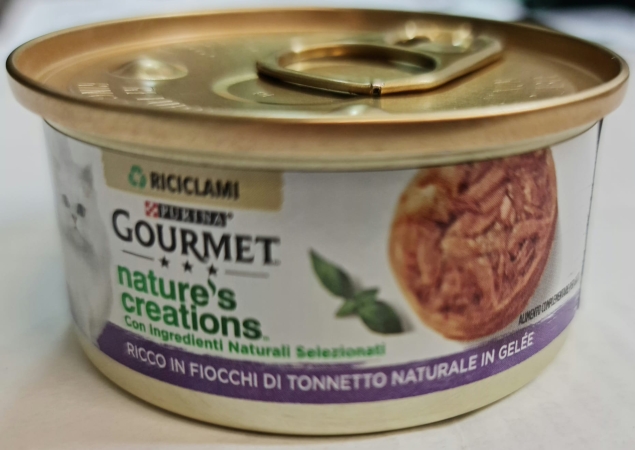 NESTLE' PURINA  GOURMET NATURE'S CREATIONS RICCO IN FIOCCHI DI TONNETTO NATURALE IN GELEE Gatti